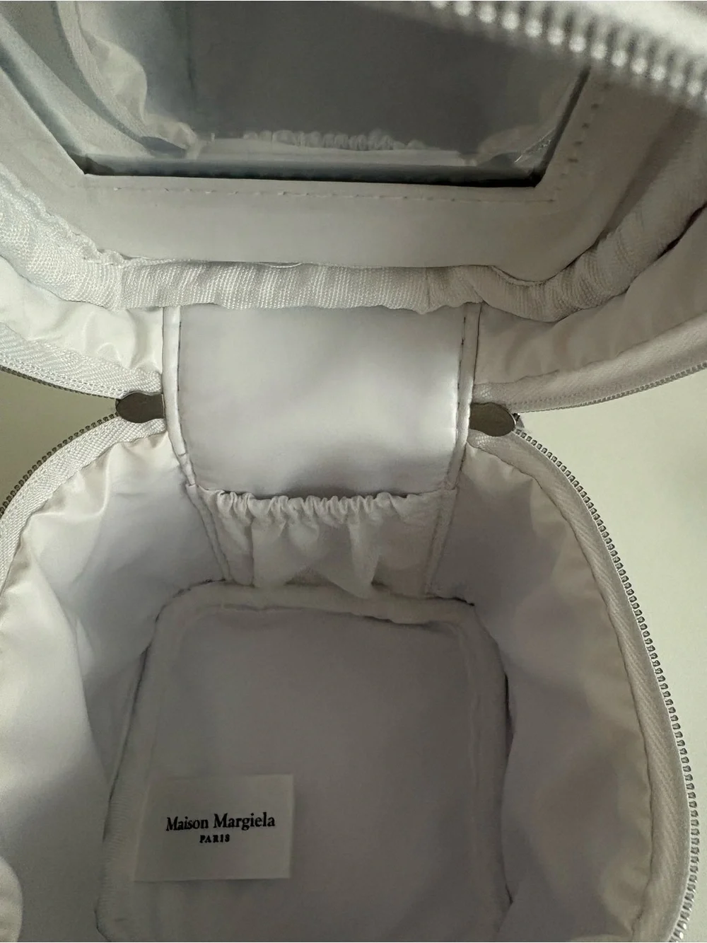 🤍Maison Margiela White Vanity / Cosmetic Case